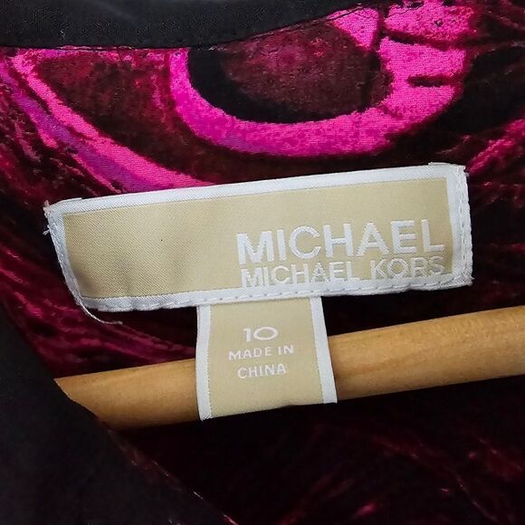 Michael Kors Peocock Georgette Button Down Blouse in Hot Pink - Picture 8 of 9